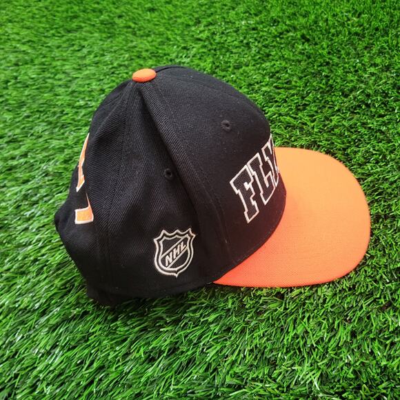 Reebok Flyers NHL Snapback Hat Flat Brim 1967 Throwback Official Licensed - Picture 4 of 7